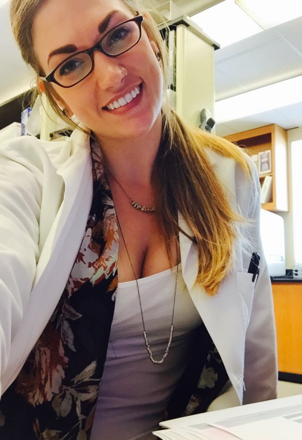 Busty babe masturbates the office pictures