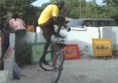 Afrikanischer Fahrradakrobat