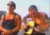 Red Hot Chili Peppers - Under the bridge Live Acoustic